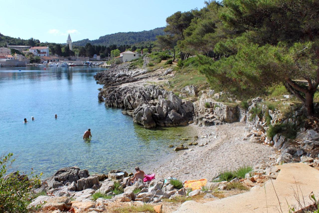 Apartments With A Parking Space Mali Losinj Luaran gambar
